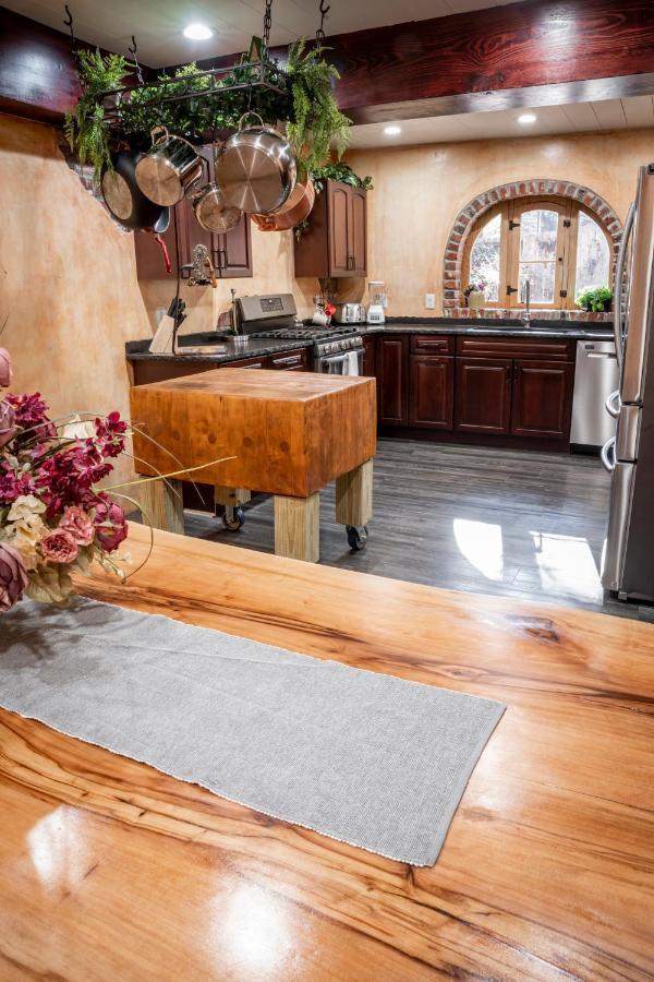 The Hobbit House, Fantasy Comes Home! Russellville Ngoại thất bức ảnh